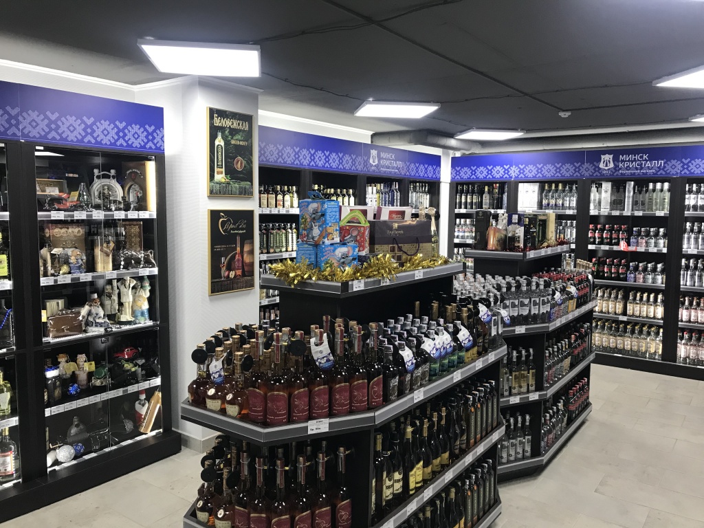 Открытие фирменного магазина "МИНСК КРИСТАЛЛ" и праздничные дегустации продукции